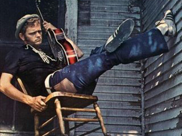 The late Jerry Reed, aka The Guitar Man